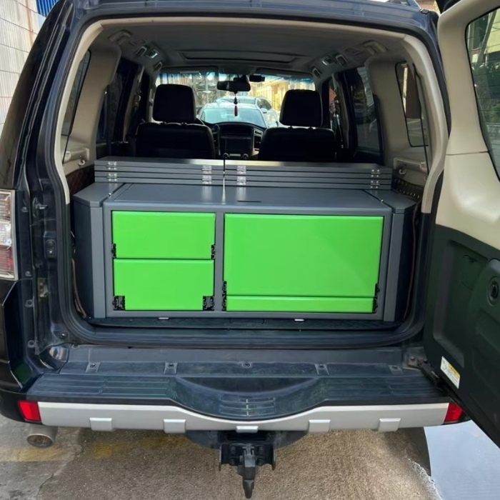 Mitsubishi Pajero V93 with Bespoke Camping Box